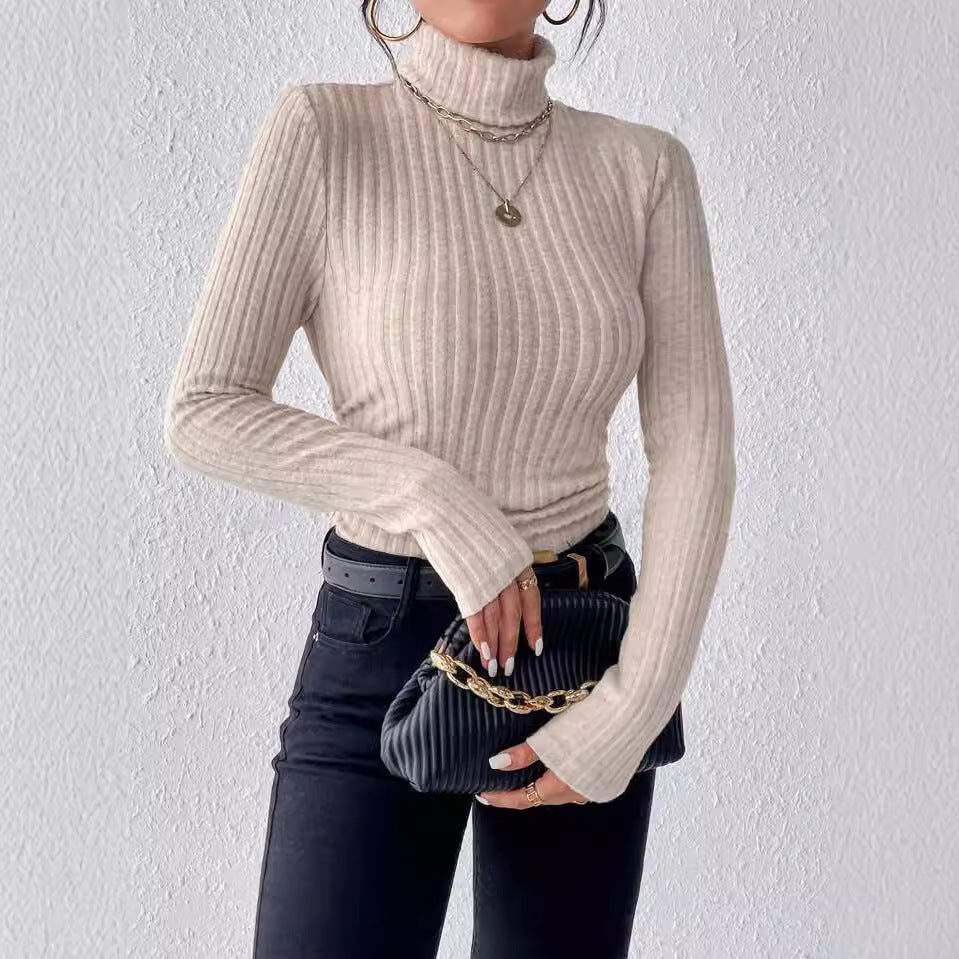 V-Ausschnitt Pullover mit Strukturstreifen – Eleganter Strickstyle